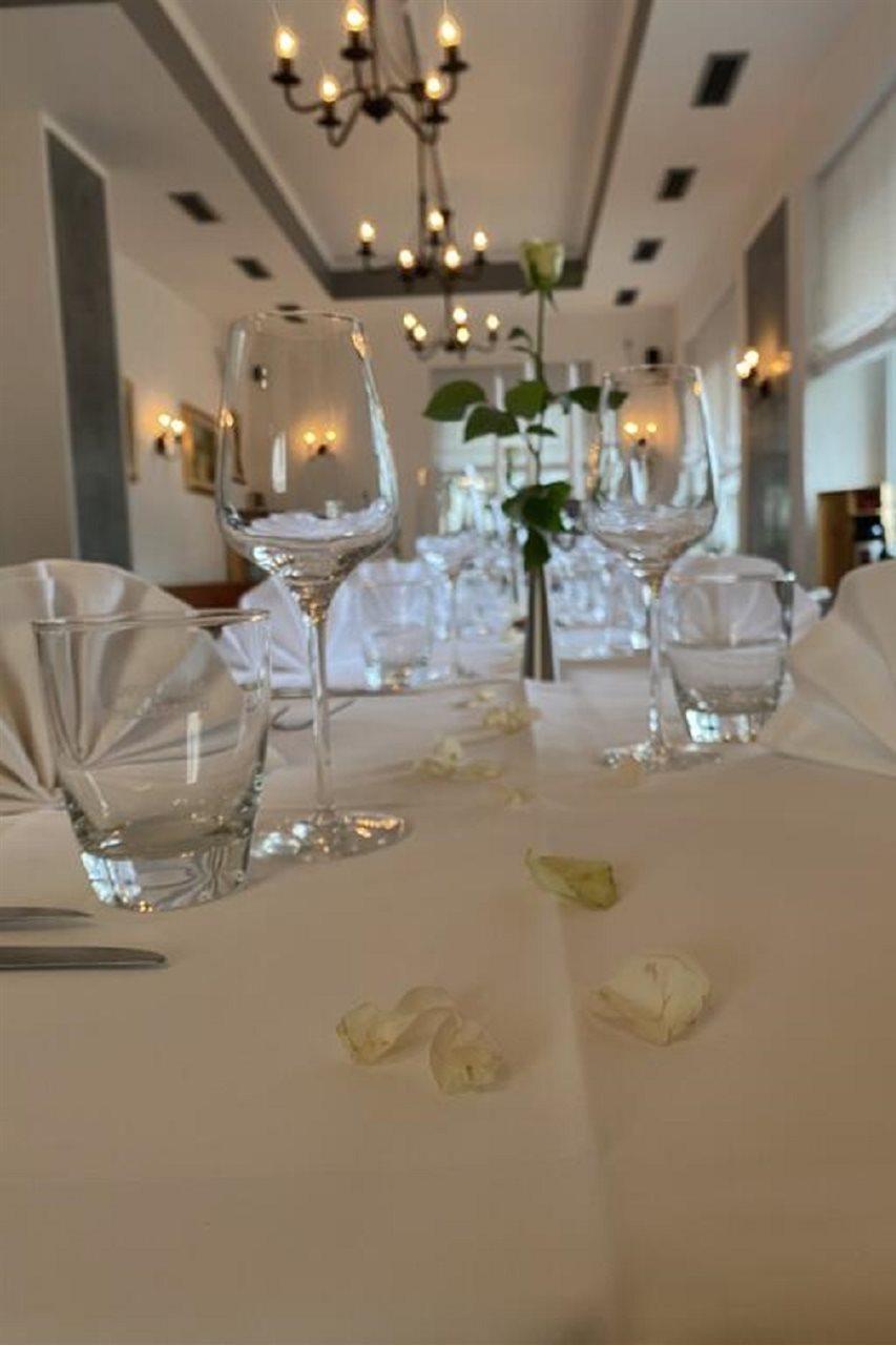 מרבורג Hotel Apartments Restaurant Cala Luna מראה חיצוני תמונה