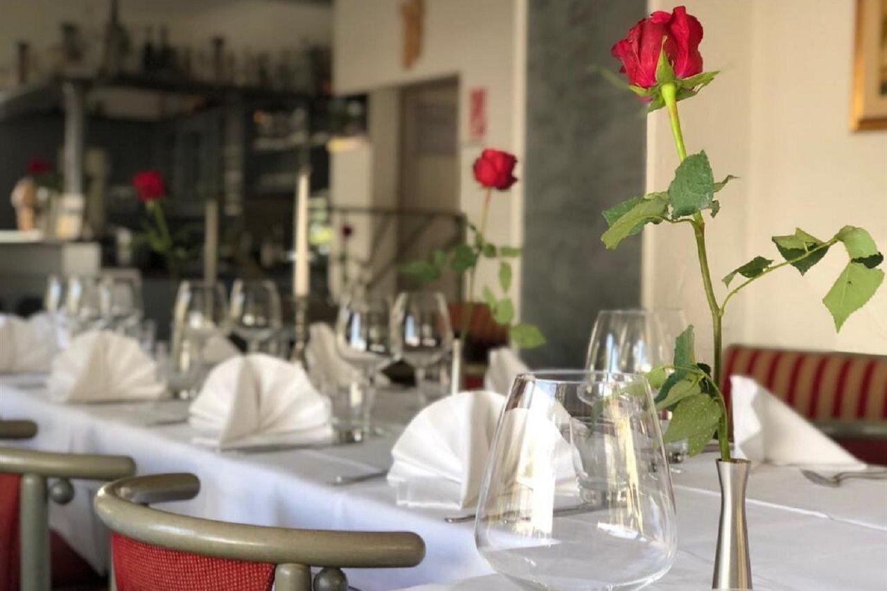 מרבורג Hotel Apartments Restaurant Cala Luna מראה חיצוני תמונה