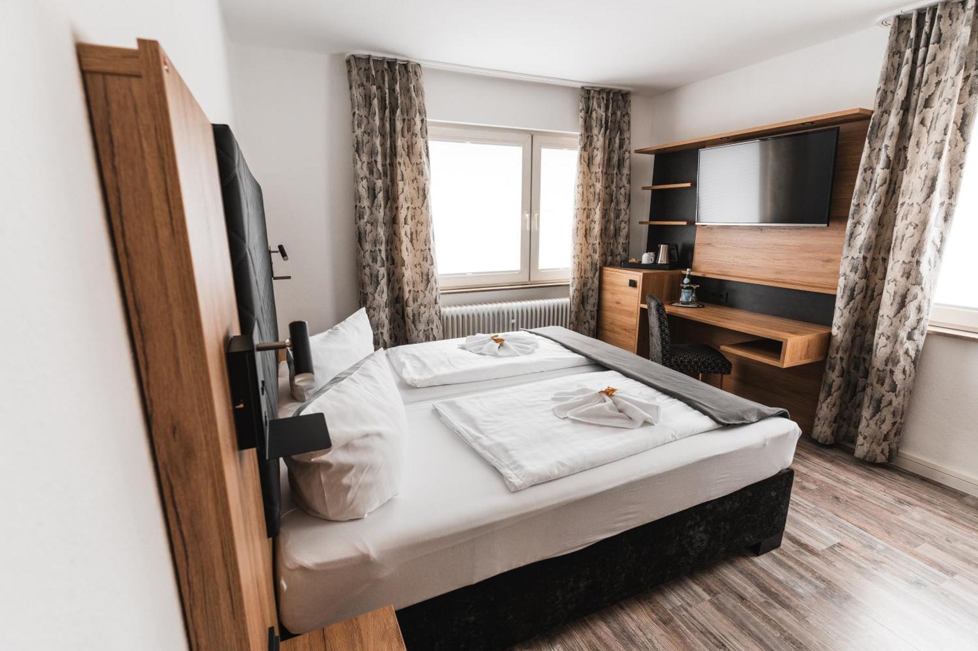 מרבורג Hotel Apartments Restaurant Cala Luna מראה חיצוני תמונה