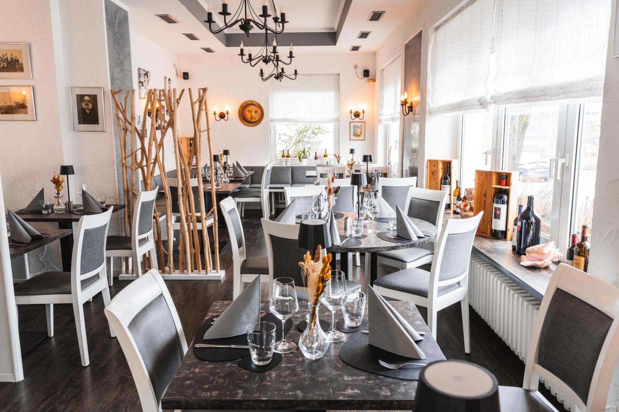 מרבורג Hotel Apartments Restaurant Cala Luna מראה חיצוני תמונה