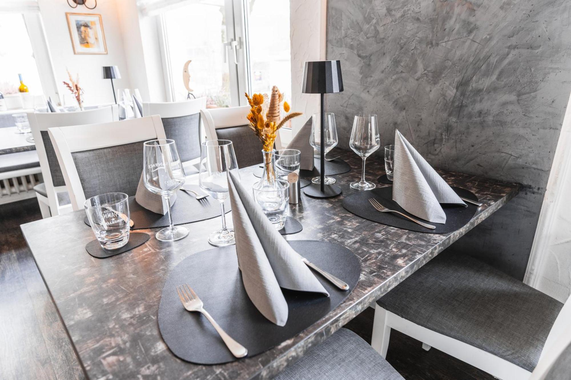 מרבורג Hotel Apartments Restaurant Cala Luna מראה חיצוני תמונה
