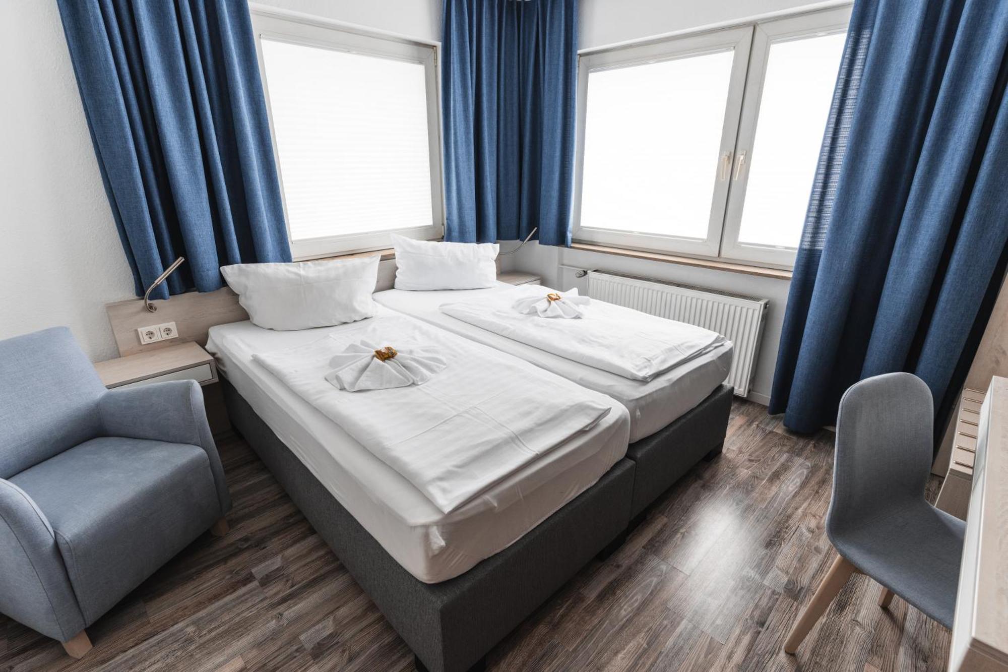 מרבורג Hotel Apartments Restaurant Cala Luna מראה חיצוני תמונה